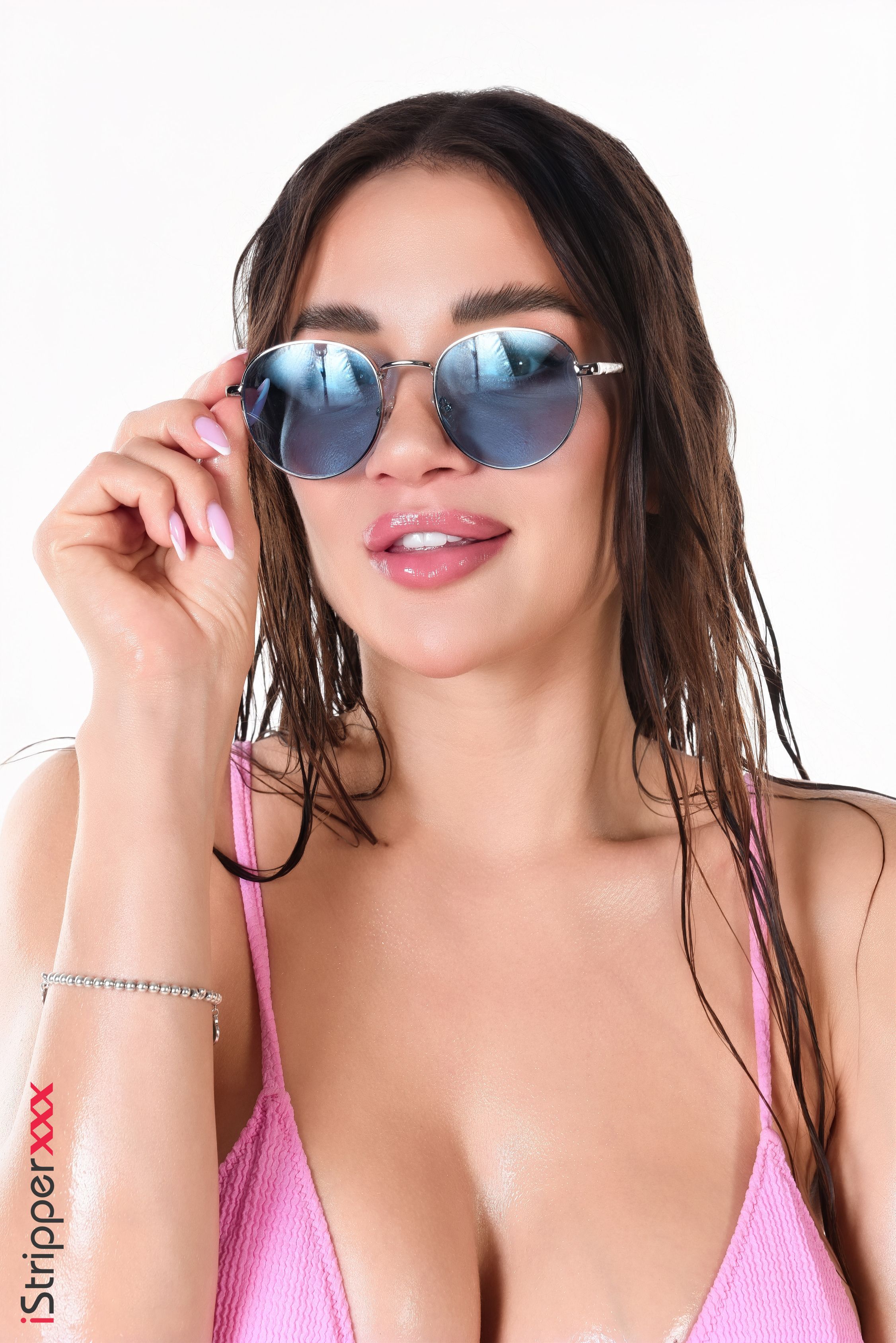 free sexy women wallpapers