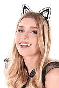 Freya Mayer Kitty Wiggle istripper model