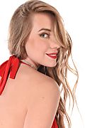 Ryana Beaut� Sulfureuse istripper model